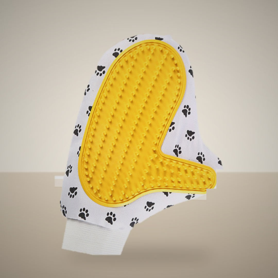 PETNOOK gentle deshedding grooming glove demonstration video for dogs and cats